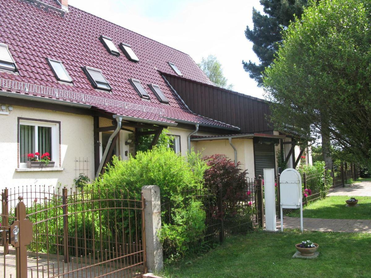 Weidenhof * Grosschwabhausen